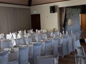 thumbnail: Banquet hall