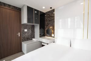 thumbnail: Rooms