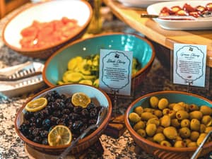 thumbnail: Breakfast buffet