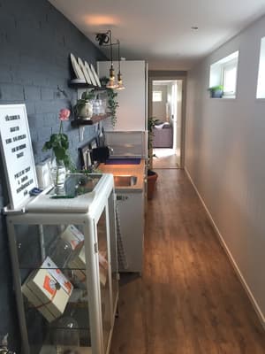 thumbnail: Interior