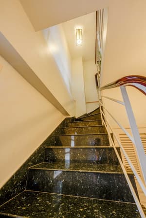 thumbnail: Staircase