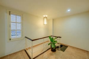 thumbnail: Interior