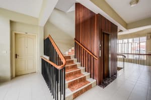 thumbnail: Interior