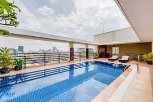 thumbnail: Rooftop pool