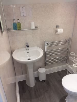 thumbnail: Bathroom