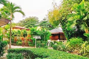 thumbnail: Exterior