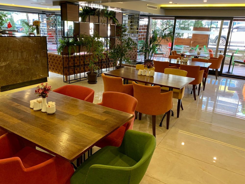 Restaurant-cafeteria