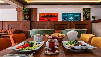 Restaurant-cafeteria