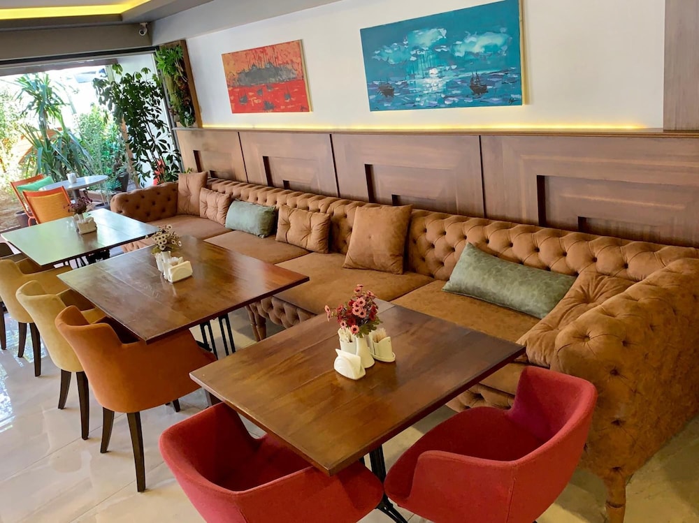 Restaurant-cafeteria