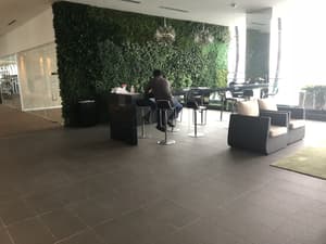 thumbnail: Poolside bar