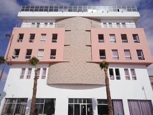 thumbnail: Front of property
