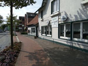 thumbnail: Front of property