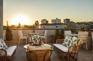 thumbnail: Sundeck