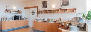 thumbnail: Breakfast area