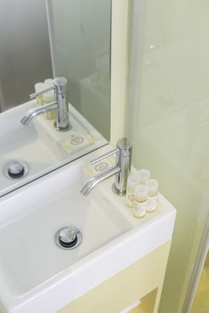 thumbnail: Bathroom