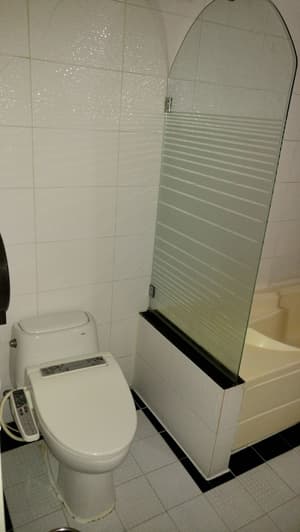 thumbnail: Bathroom
