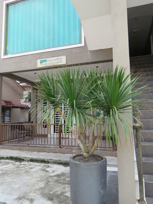 thumbnail: Exterior