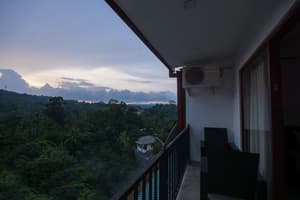 thumbnail: Mountain view