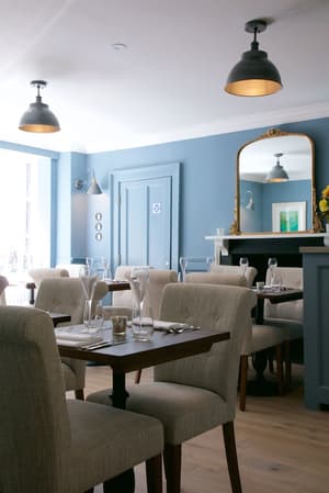 thumbnail: Breakfast area