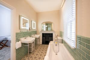 thumbnail: Bathroom
