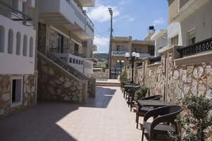 thumbnail: Exterior