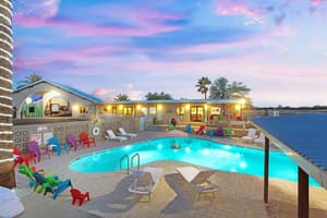 thumbnail: Outdoor pool