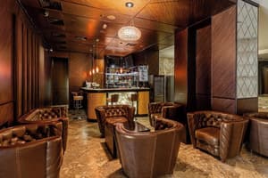 thumbnail: Bar (on property)