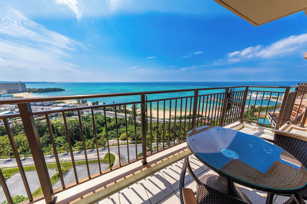 Beach/ocean view