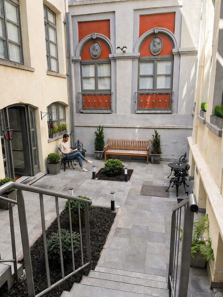 Courtyard