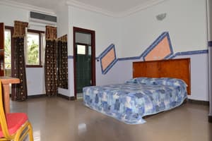 thumbnail: Room