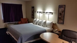thumbnail: In-room business center