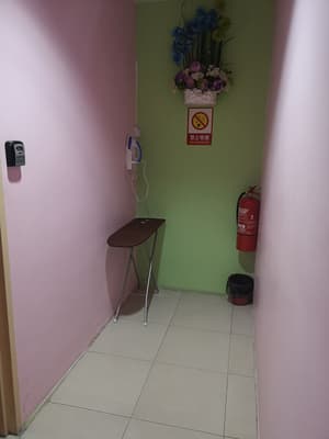 thumbnail: Interior detail