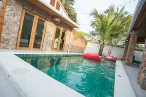 thumbnail: Interior