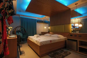 thumbnail: Room