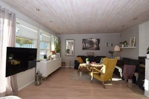 thumbnail: Living room