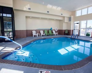 thumbnail: Pool