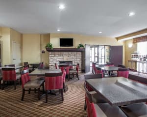 thumbnail: Breakfast area