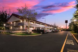thumbnail: Exterior