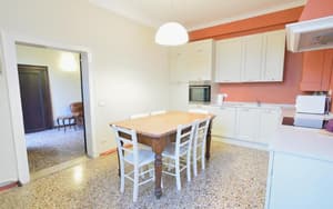 thumbnail: General view