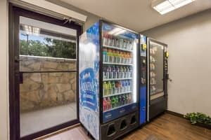 thumbnail: Vending machine