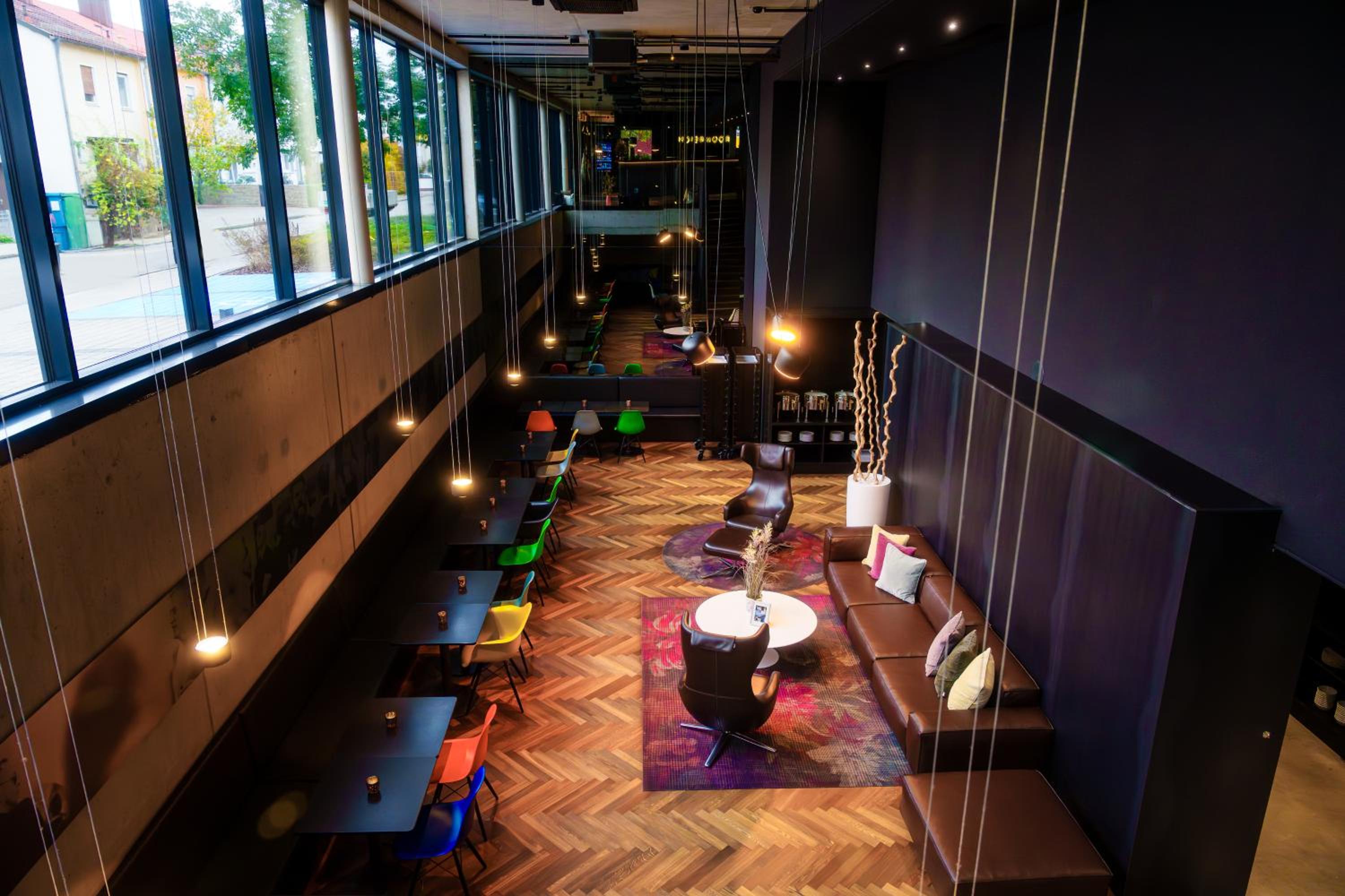 Restaurant-cafeteria