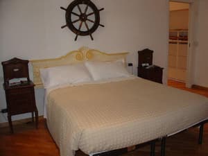 thumbnail: General view