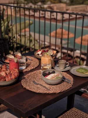 thumbnail: Breakfast buffet