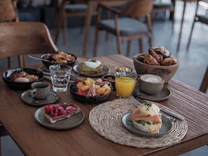 thumbnail: Breakfast buffet