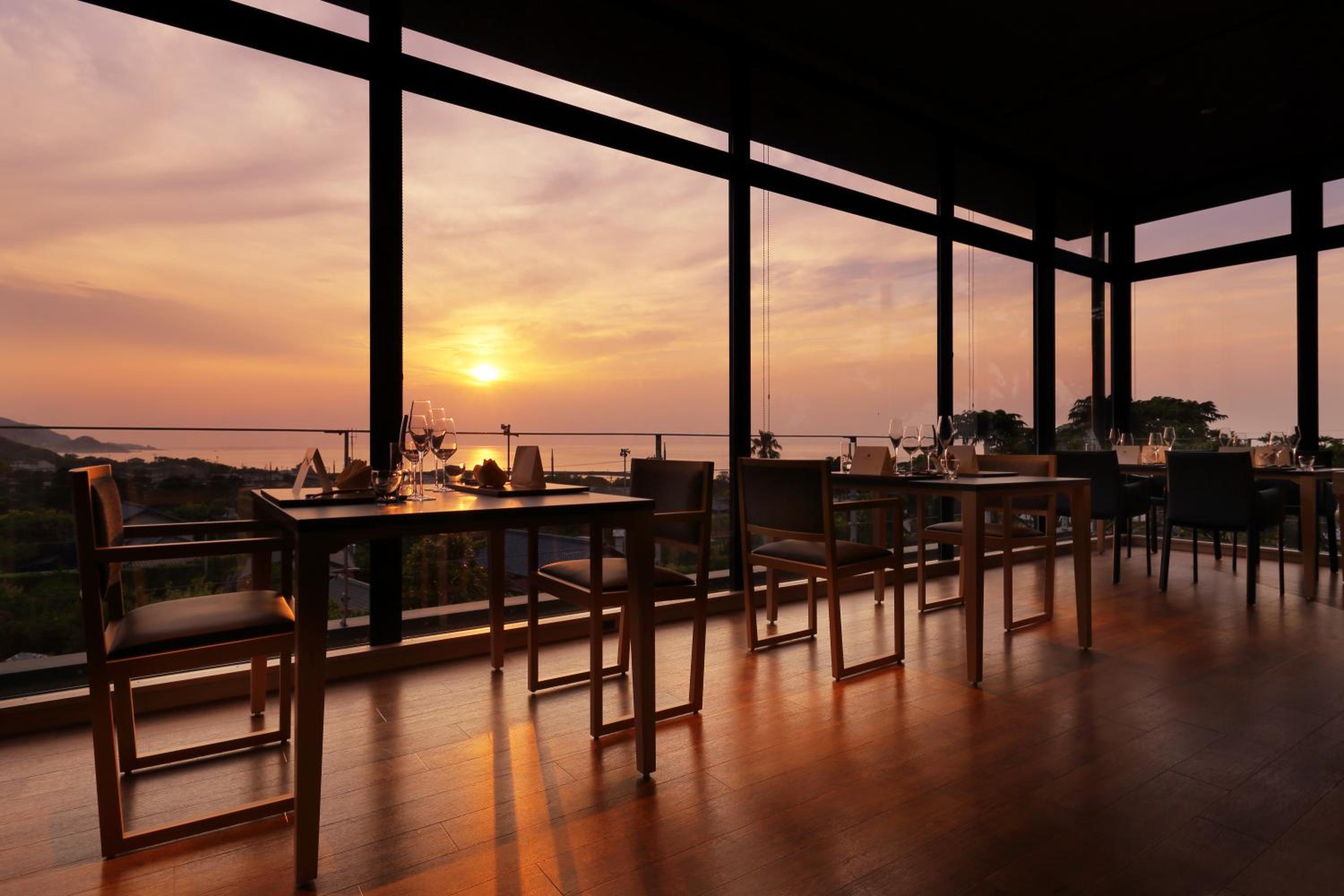 Restaurant-cafeteria