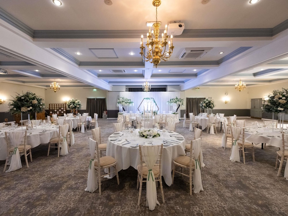 Indoor wedding