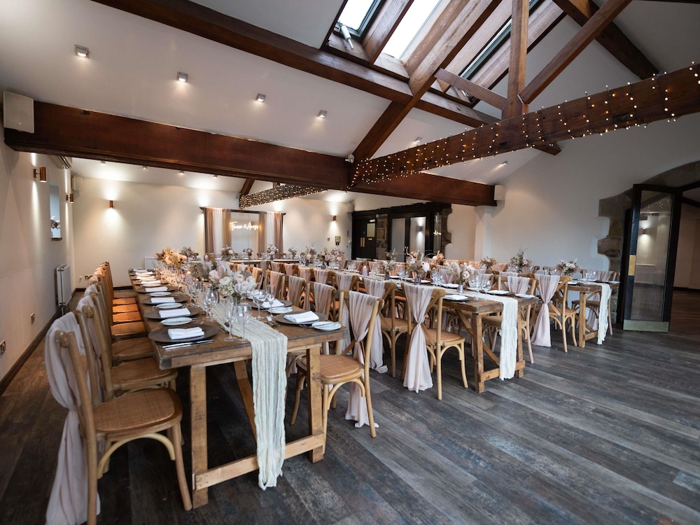 Indoor wedding