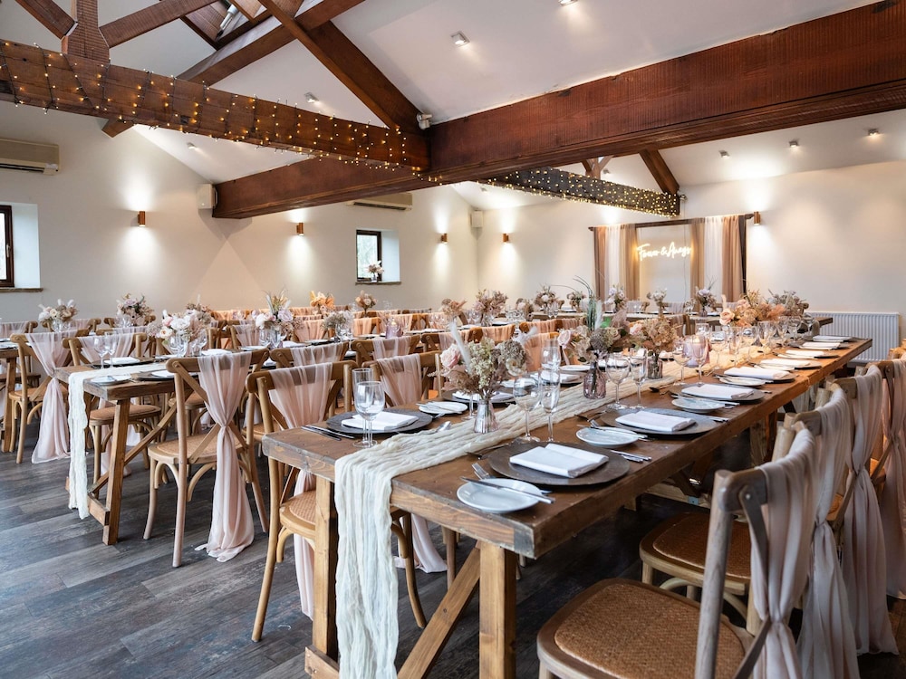 Indoor wedding