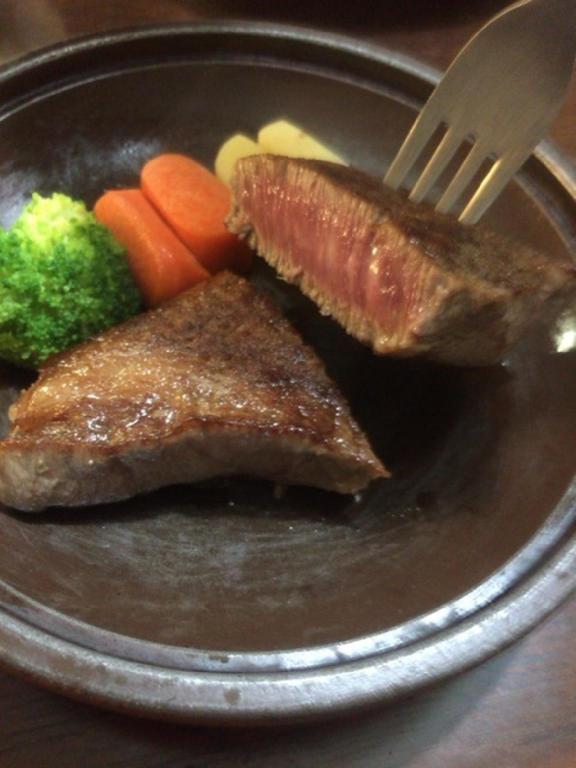 b552d0ab124c54f21421f07fd33b6102.jpg