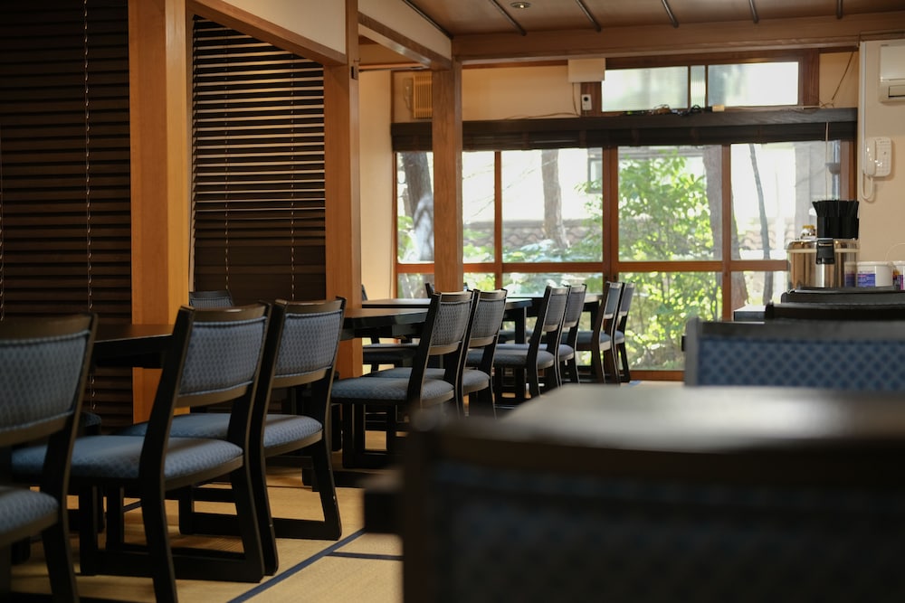 Restaurant-cafeteria
